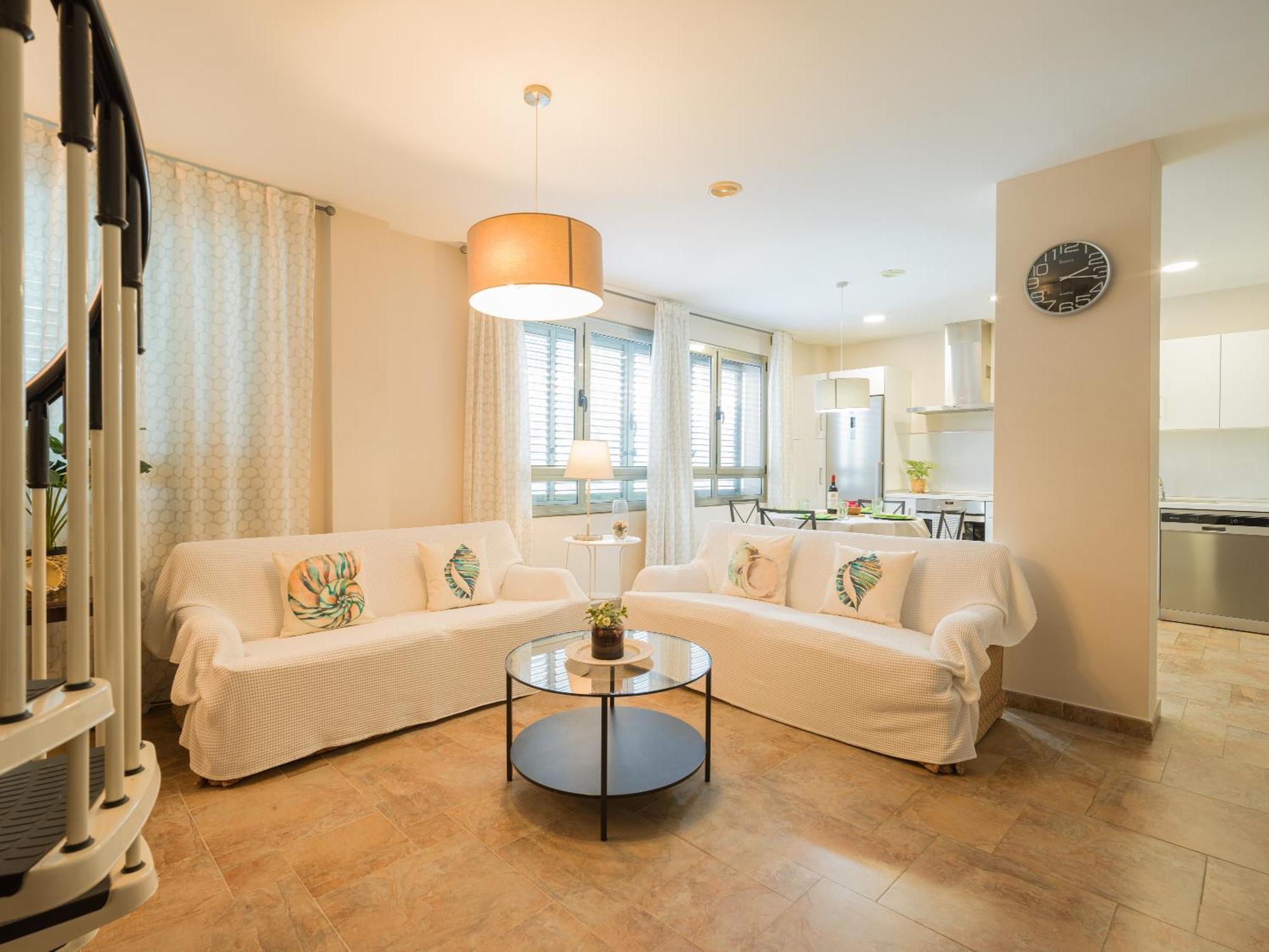 City Family Avatar Duplex Near The Beach ลาสปัลมาส เด กรานคานาเรีย ภายนอก รูปภาพ